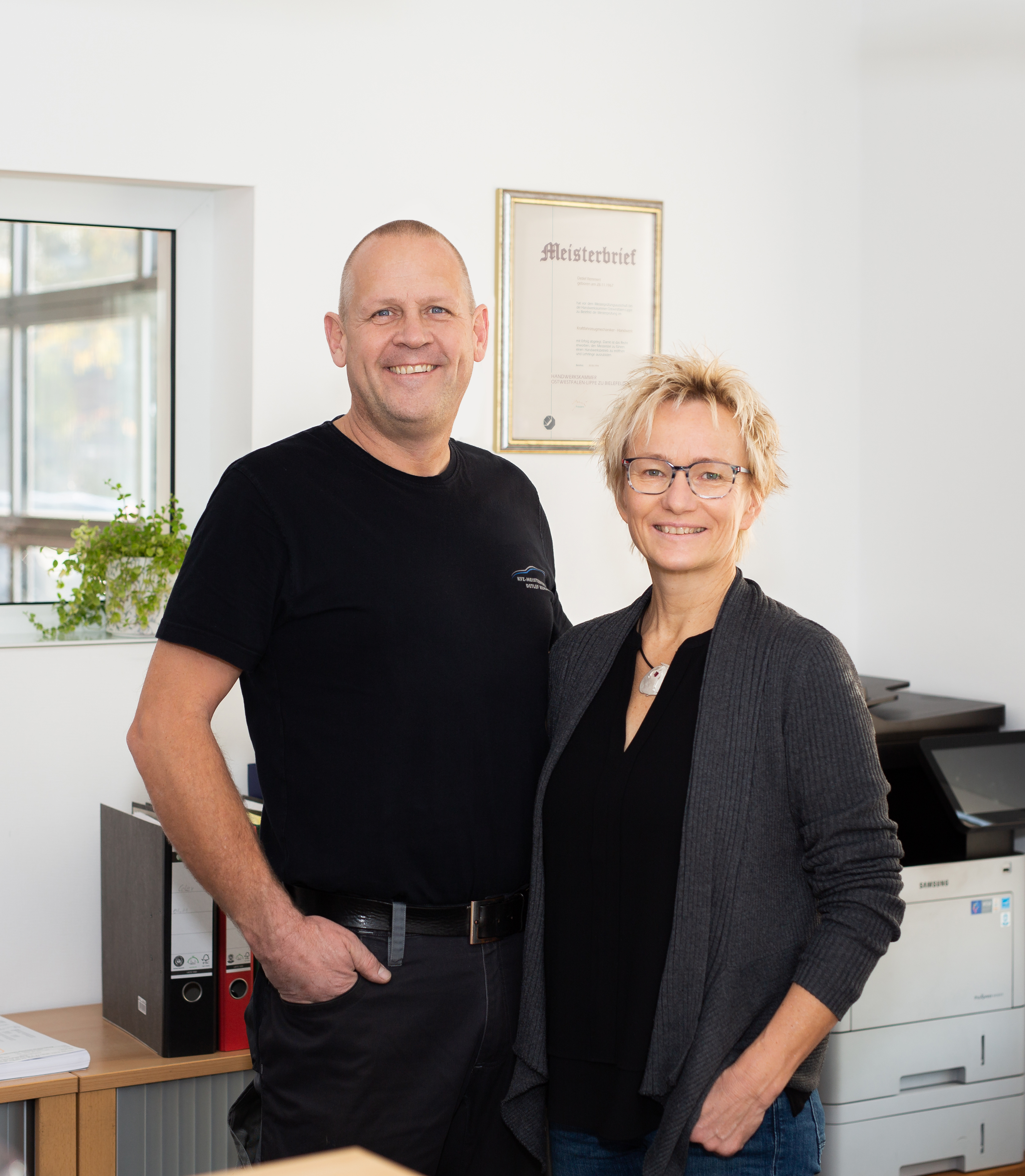 Firmengebäude der Kfz Meisterwerkstatt Remmert Kfz Remmert Werkstatt Außenansicht